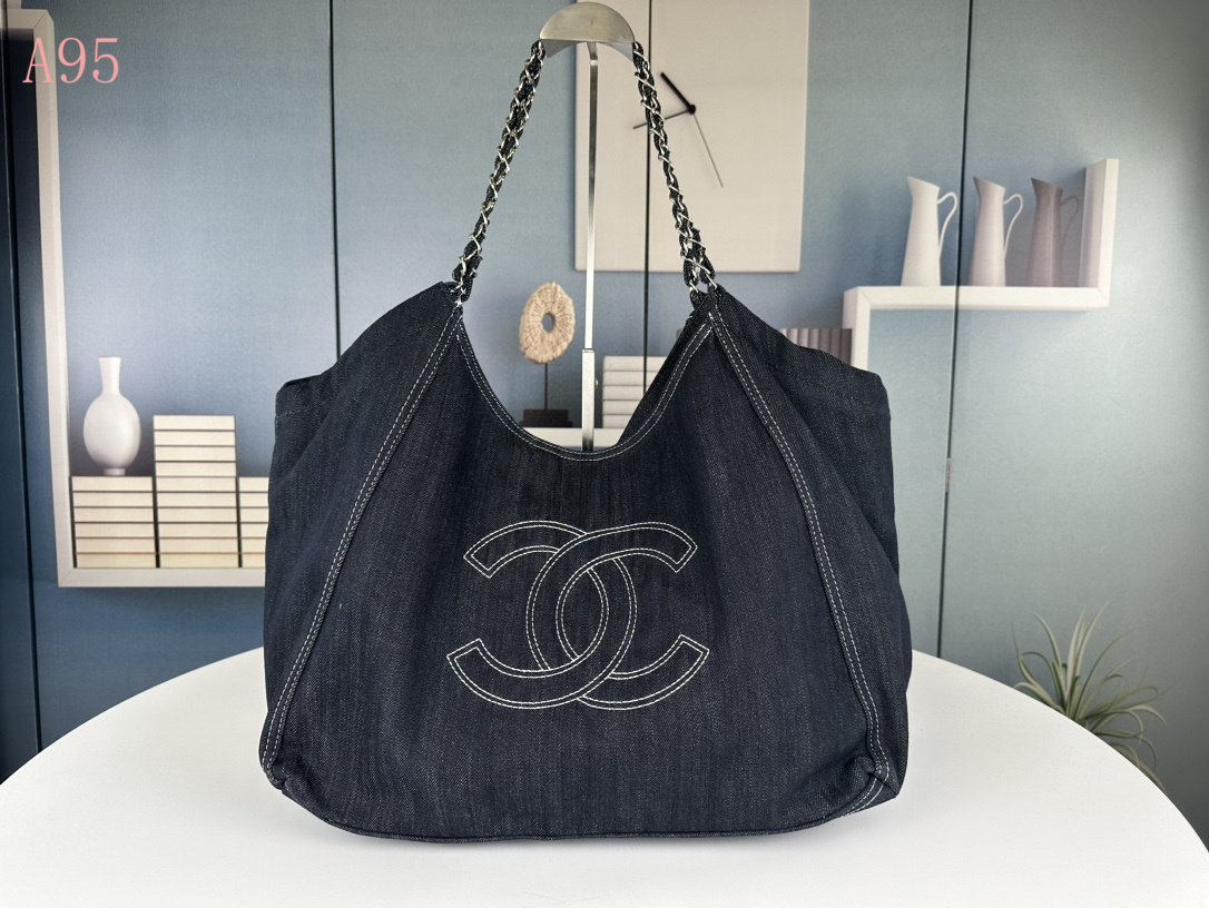 Chanel Bags AAA 047